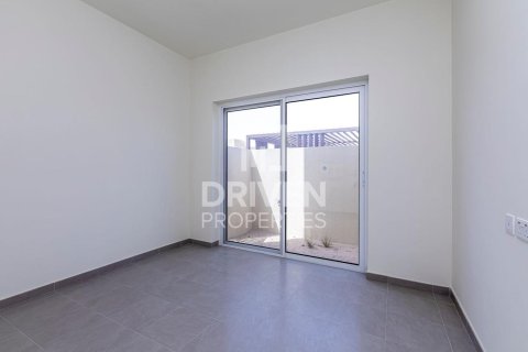Apartment in EMAAR South, Dubai South (Dubai World Central), Dubai 2 bedrooms, 151.9 sq.m. № 141105 - photo 10