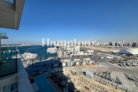 Снять в аренду квартиру в Mina Rashid, Дубай: 2 спальни, 112.87714500м², № 110455 - фото 3