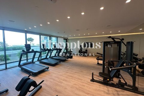 Снять в аренду квартиру в Mina Rashid, Дубай: 2 спальни, 112.87714500м², № 110455 - фото 2