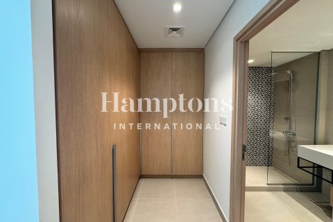 Снять в аренду квартиру в Mina Rashid, Дубай: 2 спальни, 112.87714500м², № 110455 - фото 9