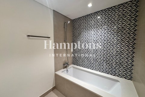 Снять в аренду квартиру в Mina Rashid, Дубай: 2 спальни, 112.87714500м², № 110455 - фото 16