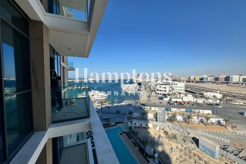 Снять в аренду квартиру в Mina Rashid, Дубай: 2 спальни, 112.87714500м², № 110455 - фото 8