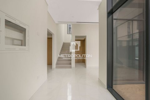 Villa en Murooj Al Furjan, Al Furjan, Dubai, 4 dormitorios, 331 m², № 15275 - foto 11