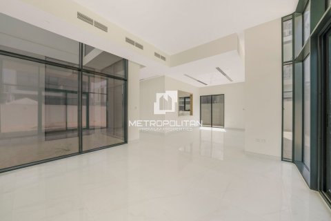 Villa en Murooj Al Furjan, Al Furjan, Dubai, 4 dormitorios, 331 m², № 15275 - foto 16