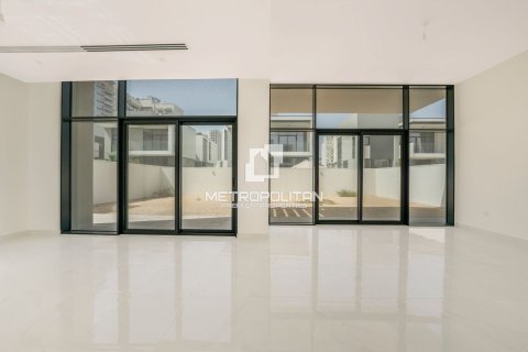 Villa en Murooj Al Furjan, Al Furjan, Dubai, 4 dormitorios, 331 m², № 15275 - foto 14