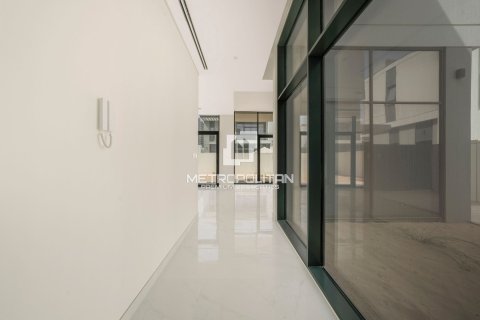Villa en Murooj Al Furjan, Al Furjan, Dubai, 4 dormitorios, 331 m², № 15275 - foto 13