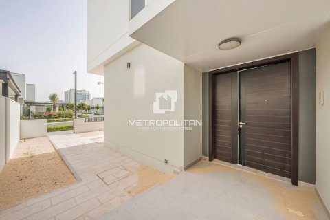 Villa en Murooj Al Furjan, Al Furjan, Dubai, 4 dormitorios, 331 m², № 15275 - foto 7