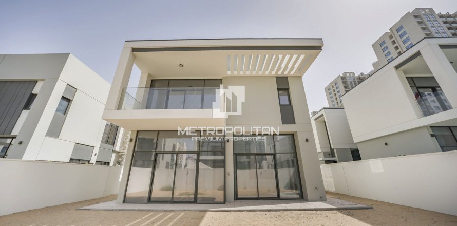 Villa en Murooj Al Furjan, Al Furjan, Dubai, 4 dormitorios, 331 m², № 15275