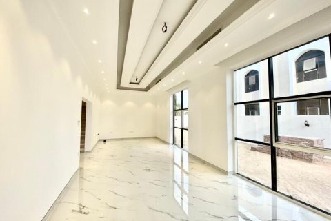 Villa à Al Barsha, Dubai, 5 chambres, 1016.6 m², № 52554