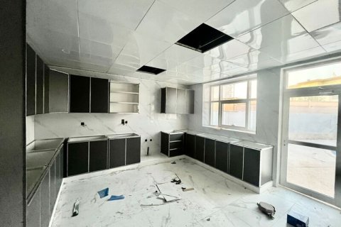 Villa à Al Barsha, Dubai, 5 chambres, 1393.5 m², № 52558 - photo 10