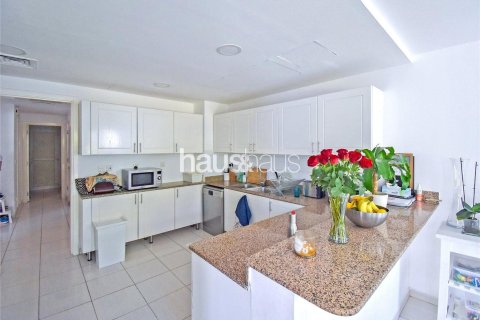 Villa in The Springs, Dubai 3 bedrooms, 282 sq.m. № 43961 - photo 2