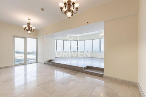 Снять в аренду квартиру в KG Tower, Дубай Марина, Дубай: 3 спальни, 285.77м², № 129629 - фото 5
