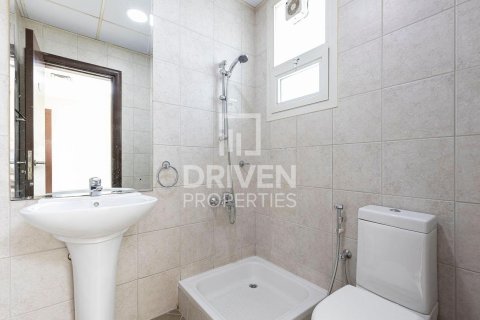 Снять в аренду квартиру в KG Tower, Дубай Марина, Дубай: 3 спальни, 285.77м², № 129629 - фото 8