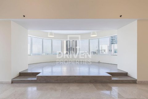 Appartement à KG Tower, Dubai Marina, Dubai, 3 chambres, 285.77 m², № 129629