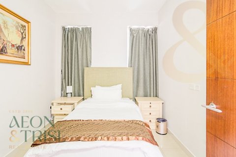 Apartamento en Downtown Dubai (Downtown Burj Dubai), Dubai, 3 dormitorios, 135 m², № 60660 - foto 3