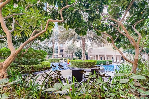 Apartamento en Downtown Dubai (Downtown Burj Dubai), Dubai, 3 dormitorios, 135 m², № 60660 - foto 4
