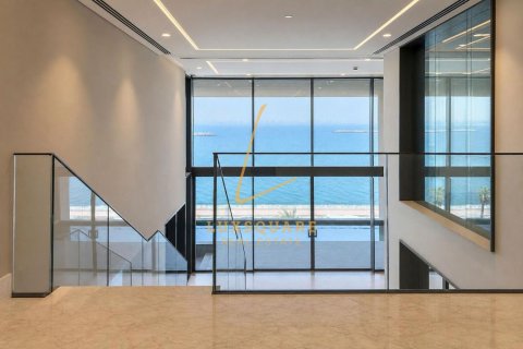 Apartment in Palm Jumeirah, Dubai 4 bedrooms, 599 sq.m. № 141558 - photo 13