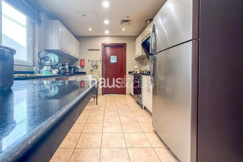 Maison de ville à Dubai Investment Park, Dubai, 4 chambres, 375 m², № 44634 - photo 18