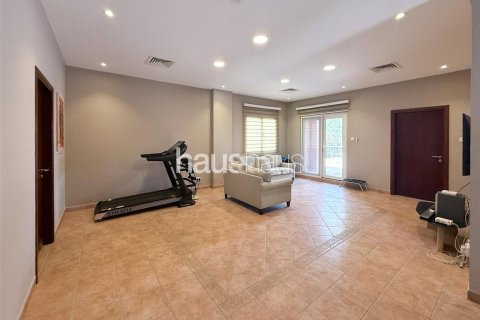 Maison de ville à Dubai Investment Park, Dubai, 4 chambres, 375 m², № 44634 - photo 7
