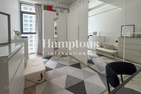 Apartment in Dubai Harbour, Dubai 3 bedrooms, 163.17018405 sq.m. № 135054 - photo 4