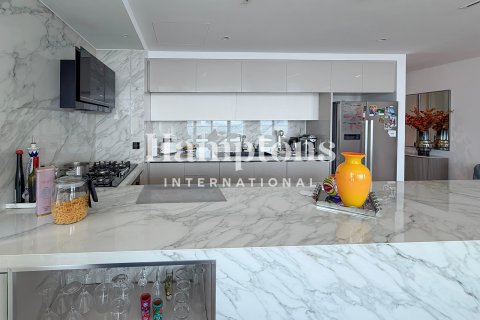Apartment in Dubai Harbour, Dubai 3 bedrooms, 163.17018405 sq.m. № 135054 - photo 17