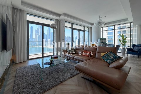 Apartment in Dubai Harbour, Dubai 3 bedrooms, 163.17018405 sq.m. № 135054 - photo 16
