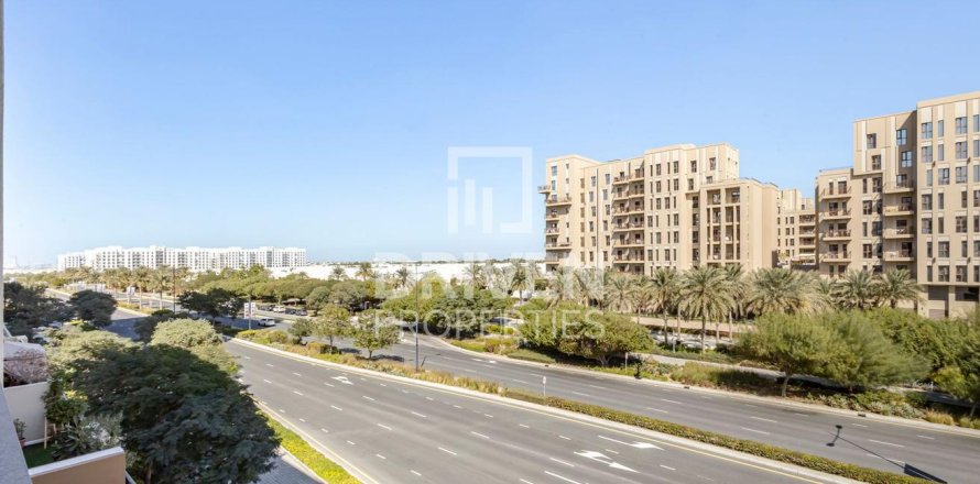 Appartement à Warda Apartments, Town Square, Dubai, 2 chambres, 95.23 m², № 138603