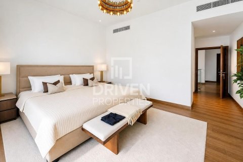 Villa in District One, Mohammed Bin Rashid City, Dubai 4 bedrooms, 360.19 sq.m. № 138619 - photo 7