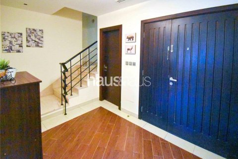 Maison de ville à Jumeirah Village Triangle, Dubai, 1 chambre, 152 m², № 43931 - photo 2