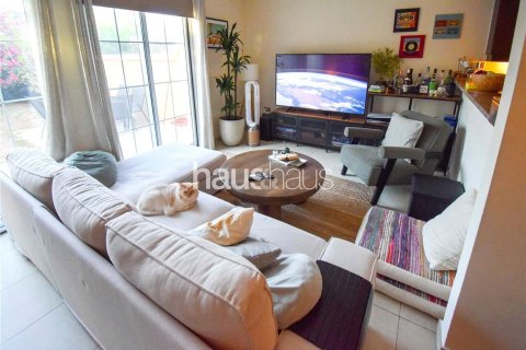 Maison de ville à Jumeirah Village Triangle, Dubai, 1 chambre, 152 m², № 43931 - photo 6