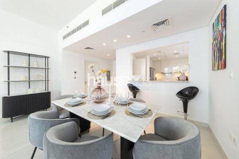 شقة في BLVD Crescent, وسط مدينة دبي, دبي 3 غرف نوم, 209 م² رقم 43927 - صورة 2