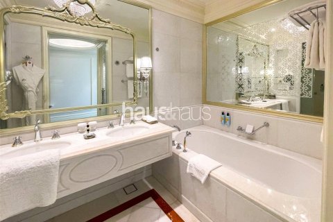 Hotel Apartment in The Crescent, Palm Jumeirah, Dubai studio, 62 sq.m. № 43930 - photo 5