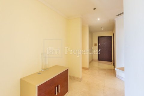 Apartment in Palm Jumeirah, Dubai 2 bedrooms, 153.1 sq.m. № 134856 - photo 14