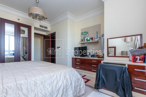 Apartment in Palm Jumeirah, Dubai 2 bedrooms, 153.1 sq.m. № 134856 - photo 16