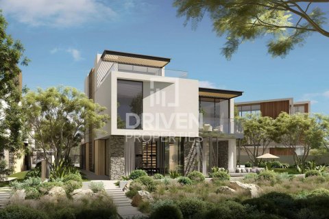 Villa in Dubai 5 bedrooms, 972.04 sq.m. № 140712