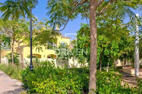 Villa in Villanova, Dubai Land, Dubai 4 bedrooms, 400.04 sq.m. № 140700 - photo 16