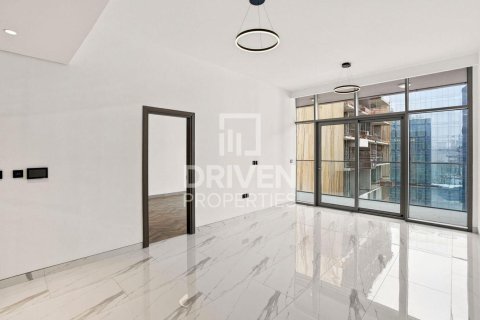 Квартира в Бизнес-Бэе, Дубай, 1 спальня, 90.21м², № 129942