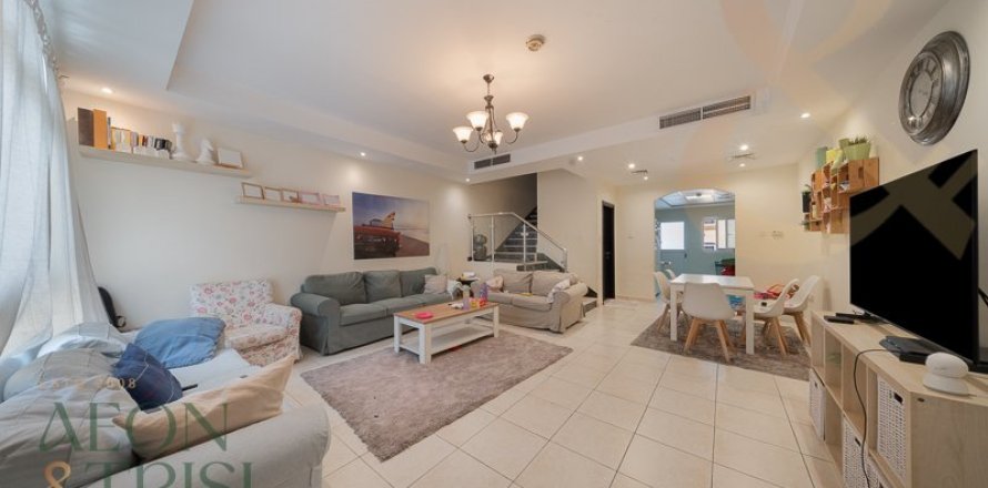 Villa en Diamond Views, Jumeirah Village Circle, Dubai, 3 dormitorios, 143 m², № 60678