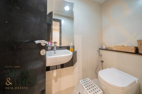Villa en Diamond Views, Jumeirah Village Circle, Dubai, 3 dormitorios, 143 m², № 60678 - foto 2