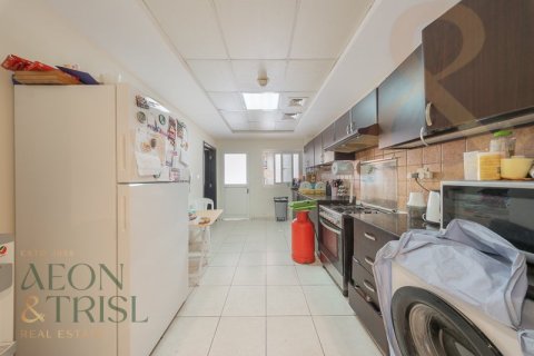Villa en Diamond Views, Jumeirah Village Circle, Dubai, 3 dormitorios, 143 m², № 60678 - foto 3