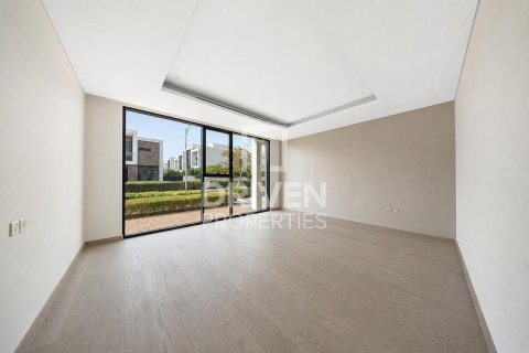 Villa in DAMAC Hills (Akoya by DAMAC), Dubai 7 bedrooms, 640.01 sq.m. № 128318 - photo 16