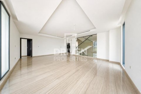 Villa in DAMAC Hills (Akoya by DAMAC), Dubai 7 bedrooms, 640.01 sq.m. № 128318 - photo 8