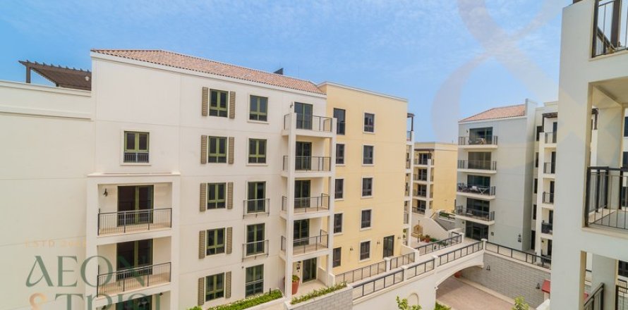 Apartamento en Jumeirah, Dubai, 2 dormitorios, 122 m², № 62512