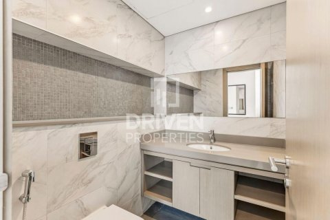 Apartment in Al Satwa, Dubai 3 bedrooms, 198.53 sq.m. № 128189 - photo 23