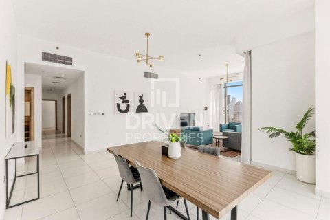 Apartment in Al Satwa, Dubai 3 bedrooms, 198.53 sq.m. № 128189 - photo 5
