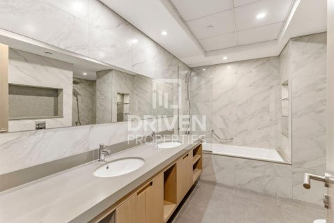 Снять в аренду квартиру в Аль-Сатве, Дубай: 3 спальни, 244.99м², № 128190 - фото 20