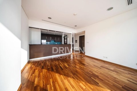 Снять в аренду квартиру в DIFC, Дубай: 1 спальня, 82.96м², № 128180 - фото 3