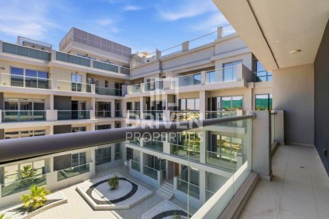 Apartment in Meydan, Dubai 2 bedrooms, 130.34 sq.m. № 128179 - photo 22