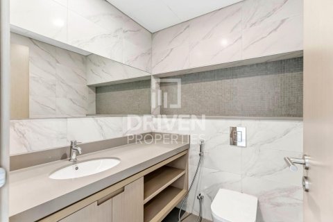 Снять в аренду квартиру в Аль-Сатве, Дубай: 3 спальни, 222.97м², № 128188 - фото 16
