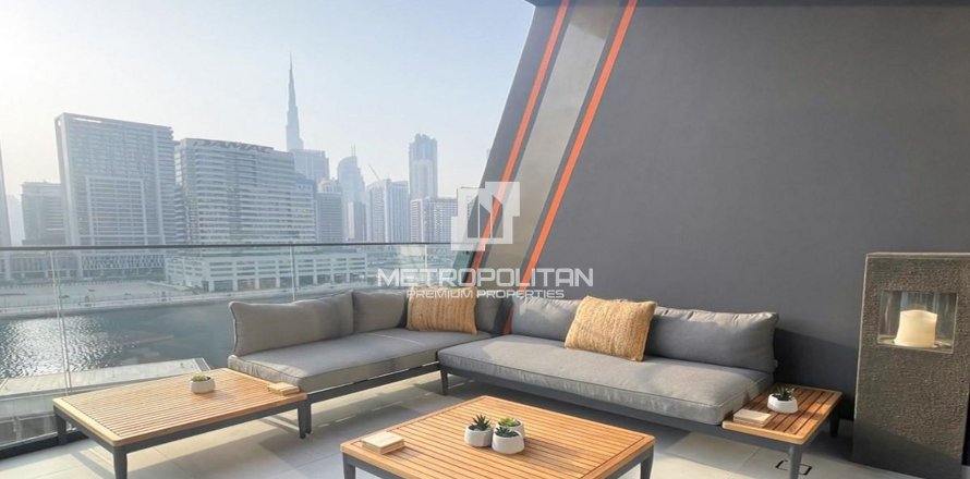 Apartment in Business Bay, Dubai 2 bedrooms, 124 sq.m. № 73197